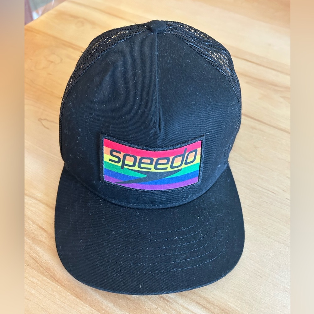 Speedo mesh back adjustable trucker hat